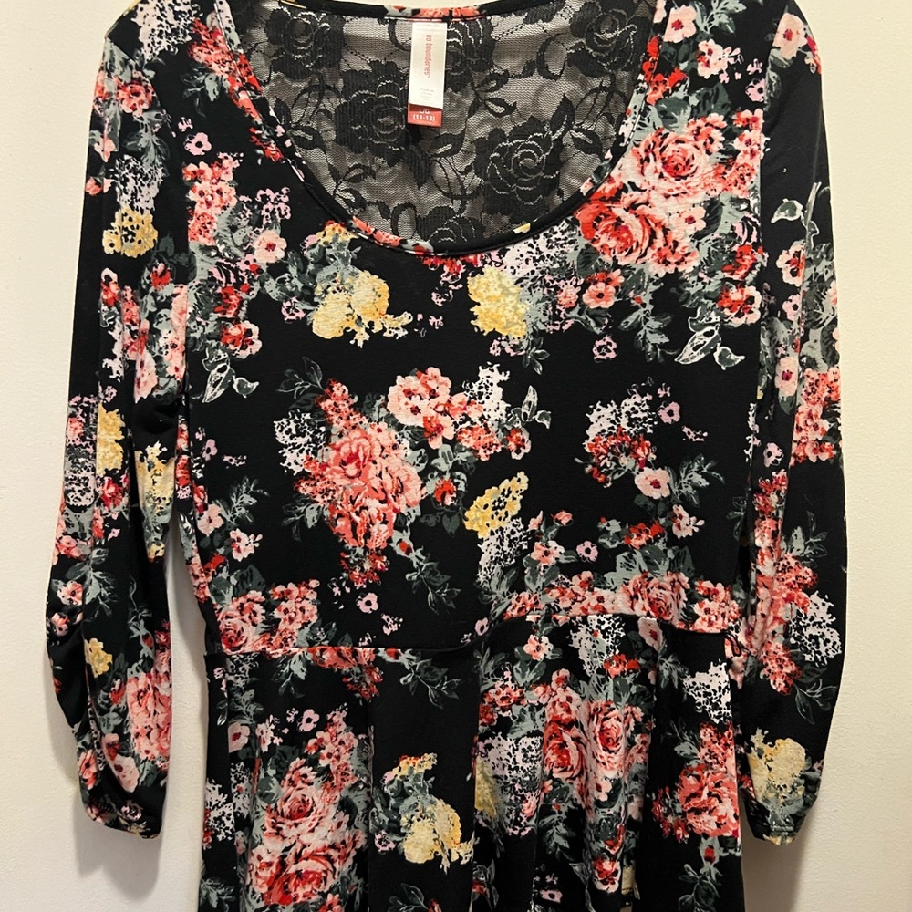No Boundaries Black Floral w/Lace Top